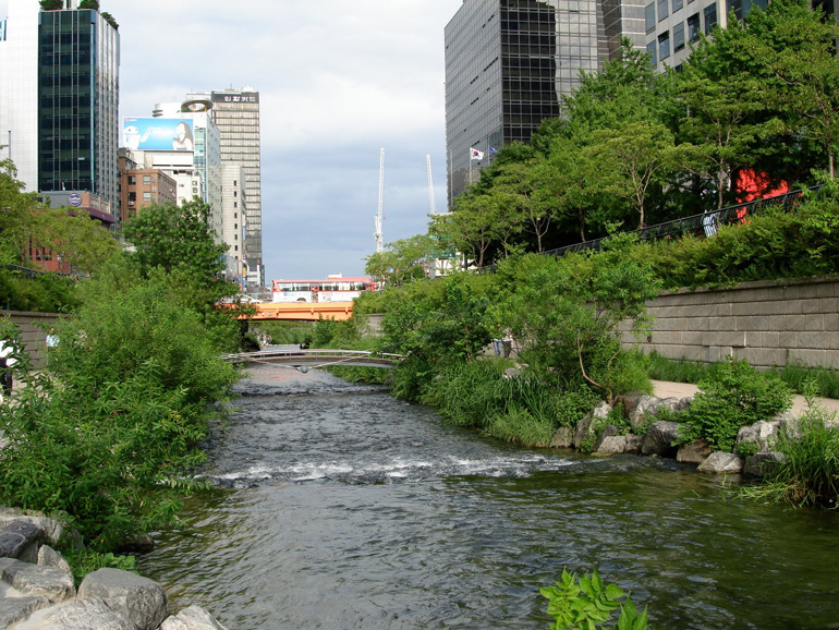 Cheonggyecheon-08