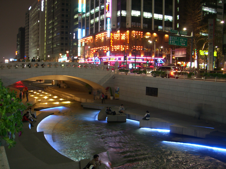 Cheonggyecheon-23