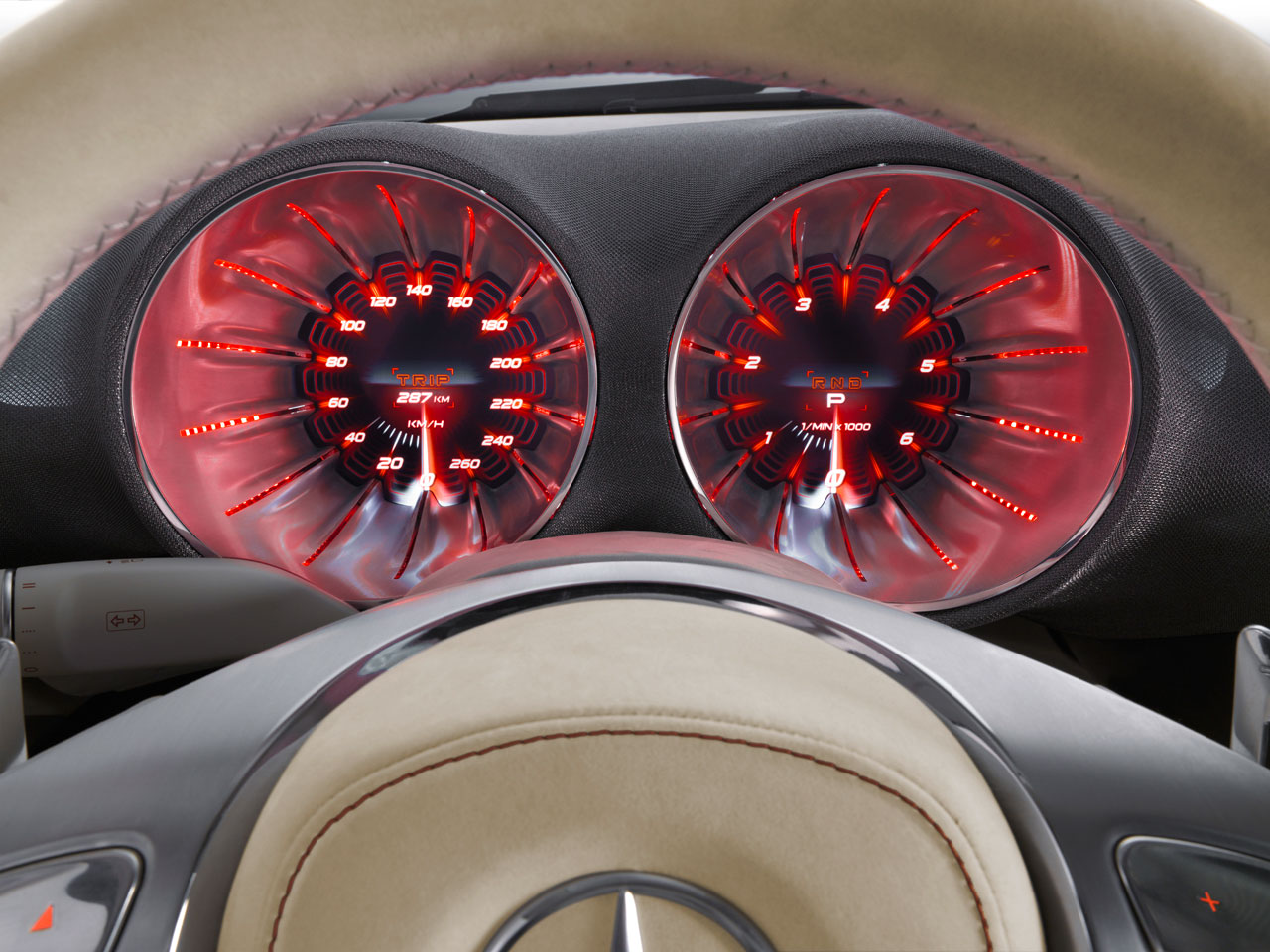 17_Mercedes-Benz-Concept-A-Class-Interior-04